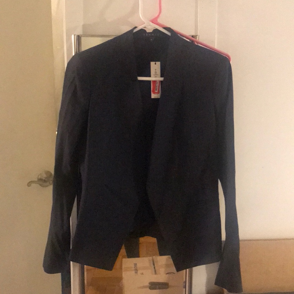Navy pinstripe theory lanai blazer in tuck stripe